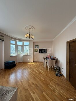 4-otaqlı yeni tikili, İnşaatçılar m., 150 m²