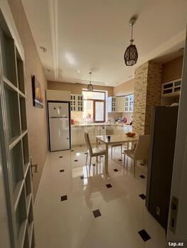 4-otaqlı yeni tikili, Xırdalan ş., 161 m²