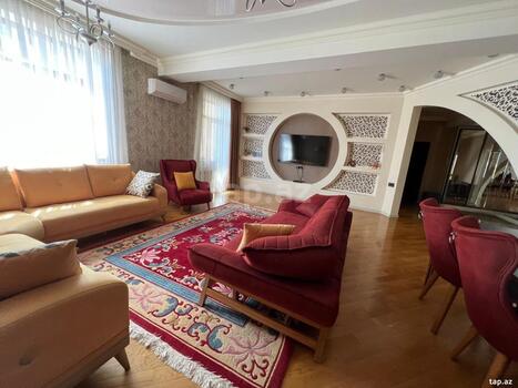 4-otaqlı yeni tikili, Xırdalan ş., 161 m²