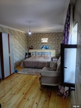 Həyət evi, Siyəzən r.