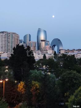 2-otaqlı mənzil, 28 May m., 70 m²