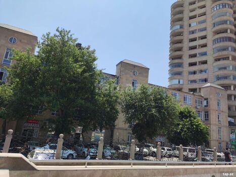 2-otaqlı mənzil, 28 May m., 70 m²