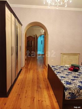 2-otaqlı mənzil, 28 May m., 70 m²