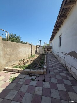 Həyət evi, Salyan r.