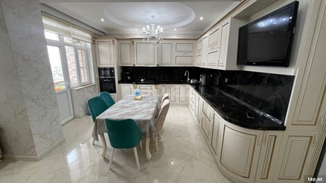 5-otaqlı yeni tikili, Sumqayıt ş., 213 m²