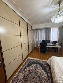 4-otaqlı mənzil, Yasamal r., 90 m²