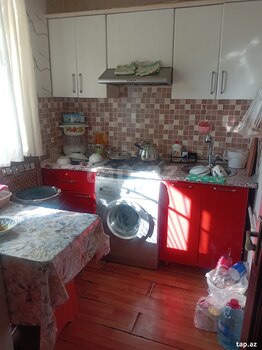 2-otaqlı mənzil, 4-cü mkr., 42 m²