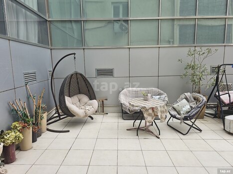2-otaqlı mənzil, D.Əliyeva küç., 70 m²