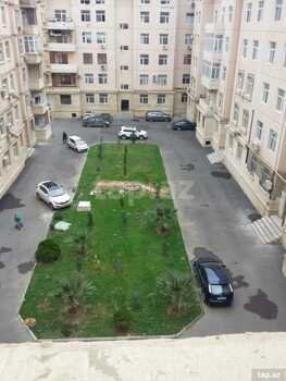 5-otaqlı yeni tikili, Bayıl qəs., 216 m²