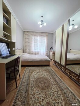 4-otaqlı mənzil, Məhəmməd Xiyabani küç., 120 m²