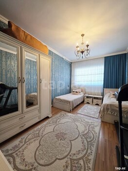 4-otaqlı mənzil, Məhəmməd Xiyabani küç., 120 m²