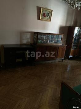4-otaqlı mənzil kirayə verilir, Parlament pr., 100 m²