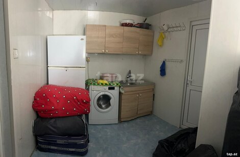 Həyət evi kirayə verilir, 8 noyabr m.