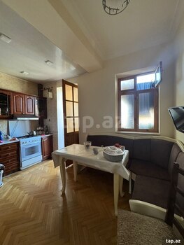 3-otaqlı yeni tikili kirayə verilir, 6-cı mkr., 110 m²