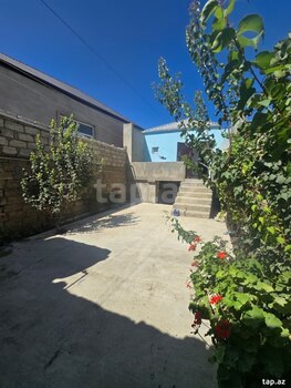 Həyət evi, Binə qəs.