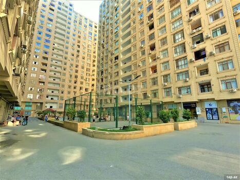 2-otaqlı yeni tikili, İnşaatçılar m., 90 m²
