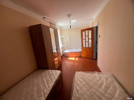 2-otaqlı mənzil kirayə verilir, 4-cü mkr., 45 m²