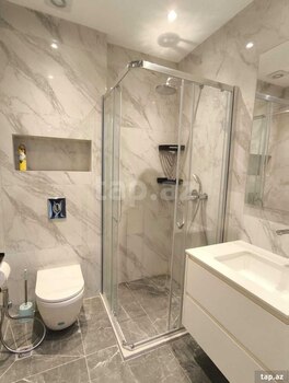3-otaqlı yeni tikili, İslam Abışov küç., 70 m²