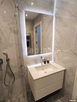 3-otaqlı yeni tikili, İslam Abışov küç., 70 m²