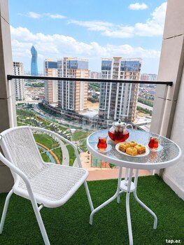 3-otaqlı yeni tikili, İslam Abışov küç., 70 m²