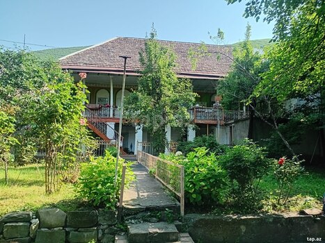 Həyət evi, Şəki ş.