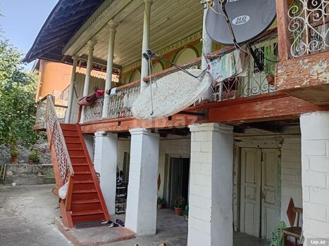 Həyət evi, Şəki ş.