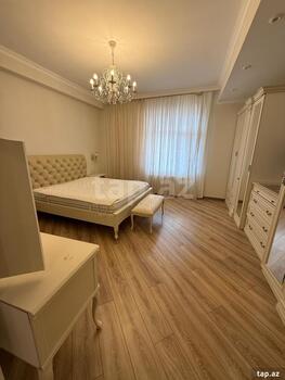 4-otaqlı yeni tikili kirayə verilir, Ağ Şəhər., 160 m²