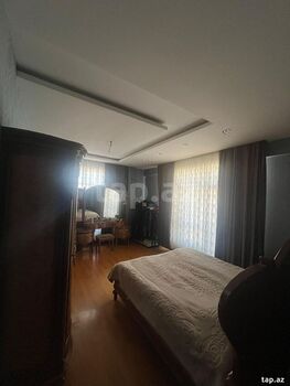 3-otaqlı yeni tikili, H.Zərdabi küç., 136 m²