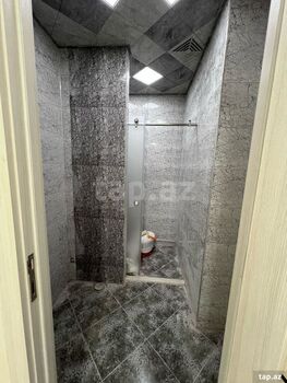 2-otaqlı yeni tikili, 28 May küç., 90 m²