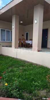 Həyət evi kirayə verilir, Şəki ş.
