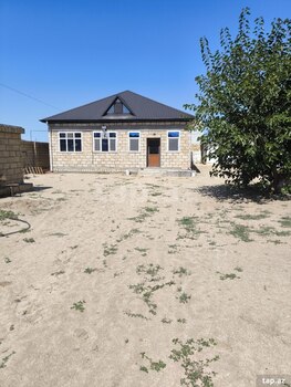 Bağ evi, Novxanı qəs.