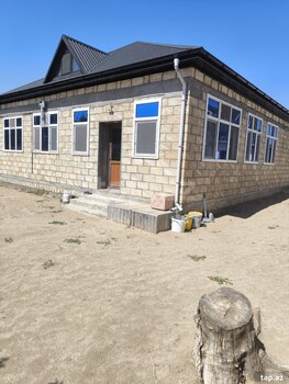 Bağ evi, Novxanı qəs.