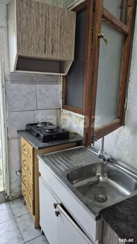1-otaqlı mənzil kirayə verilir, Nizami m., 28 m²