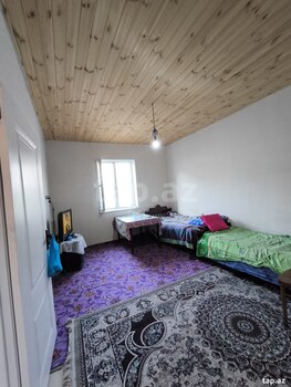 Həyət evi, Hökməli qəs.