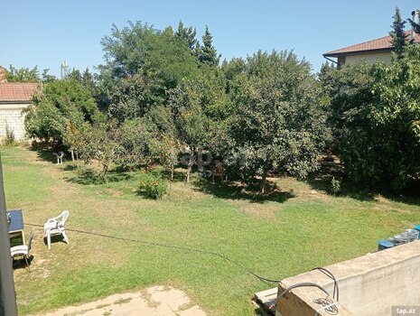 Bağ evi, Novxanı qəs.