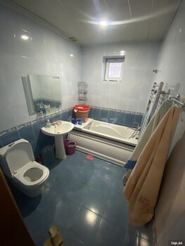 Həyət evi kirayə verilir, Saray qəs.