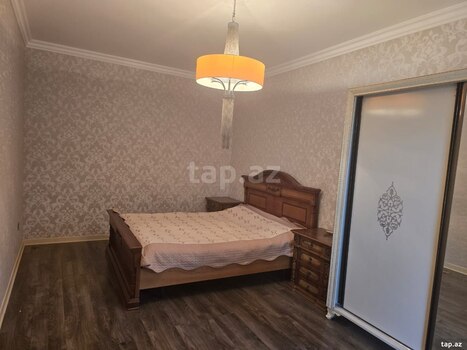 Bağ evi, Novxanı qəs.