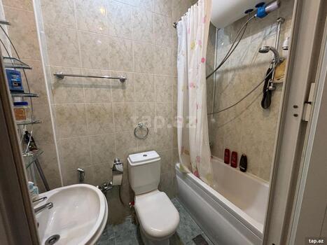 4-otaqlı mənzil, İnşaatçılar pr., 110 m²
