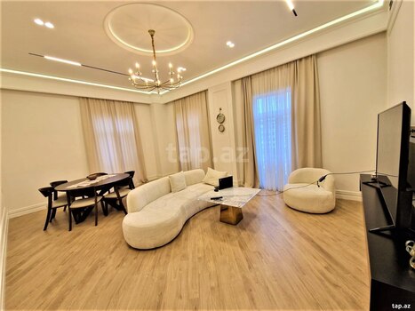 5-otaqlı yeni tikili kirayə verilir, 1-ci Yaşıl Ada küç., 210 m²