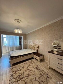 3-otaqlı mənzil, Elmlər Akademiyası m., 85 m²