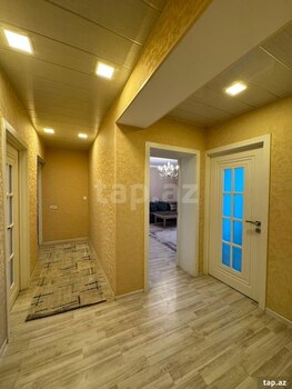 3-otaqlı mənzil, Elmlər Akademiyası m., 85 m²