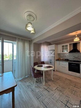 3-otaqlı mənzil, Elmlər Akademiyası m., 85 m²