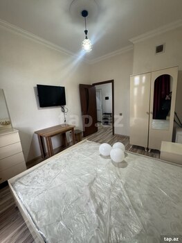 2-otaqlı mənzil kirayə verilir, Gəncə ş., 42 m²