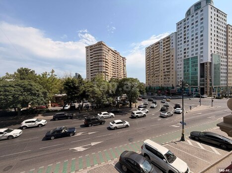 4-otaqlı mənzil, Gülarə Qədirbəyova küç., 110 m²