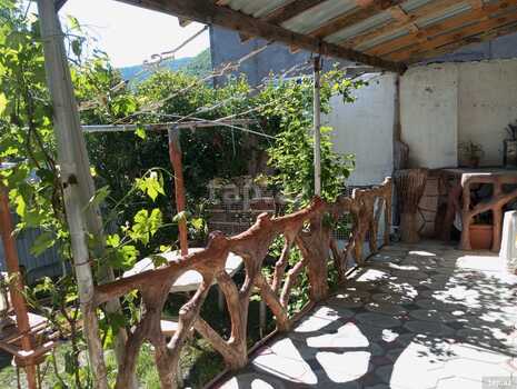 Həyət evi kirayə verilir, Qax r.