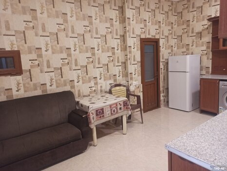 Həyət evi kirayə verilir, Biləcəri qəs.