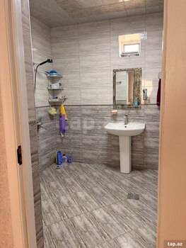 Həyət evi, Binə qəs.