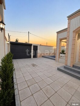 Bağ evi, Novxanı qəs.