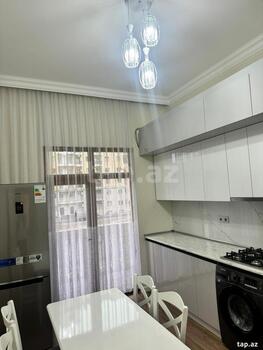 3-otaqlı mənzil kirayə verilir, Sumqayıt ş., 110 m²