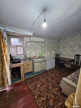 Həyət evi kirayə verilir, Elmlər Akademiyası m.